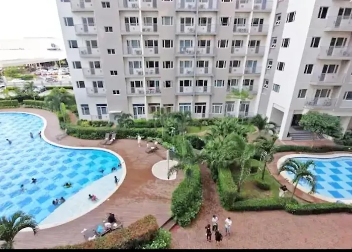 Chic 2Br Condo Unit At South Residences